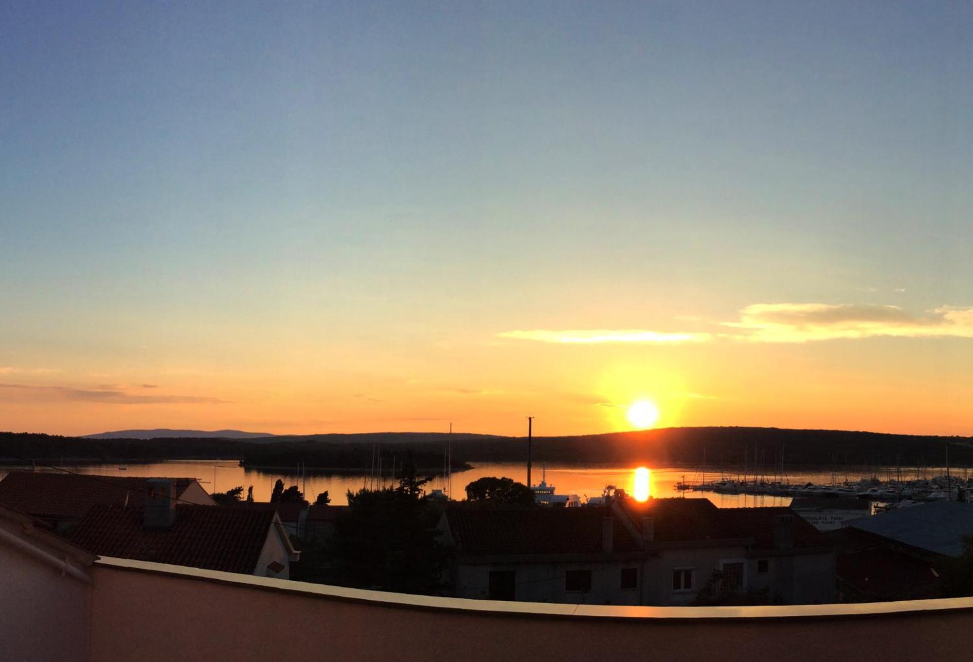 Apartments Monika Bed & Breakfast 1&4 Punat Exterior photo